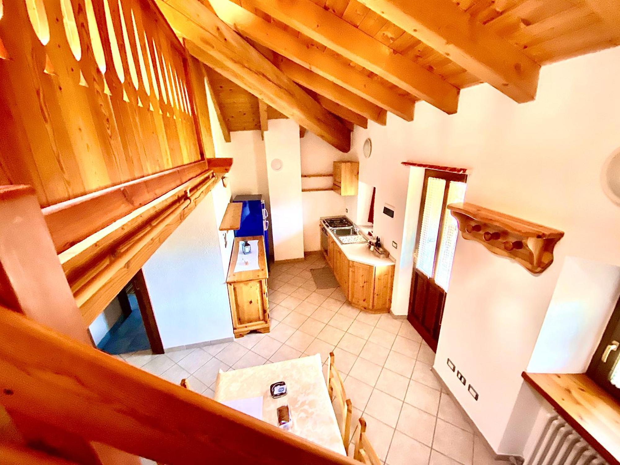 Ferienwohnung Attico Panoramico Con Soppalco Gignod Exterior foto